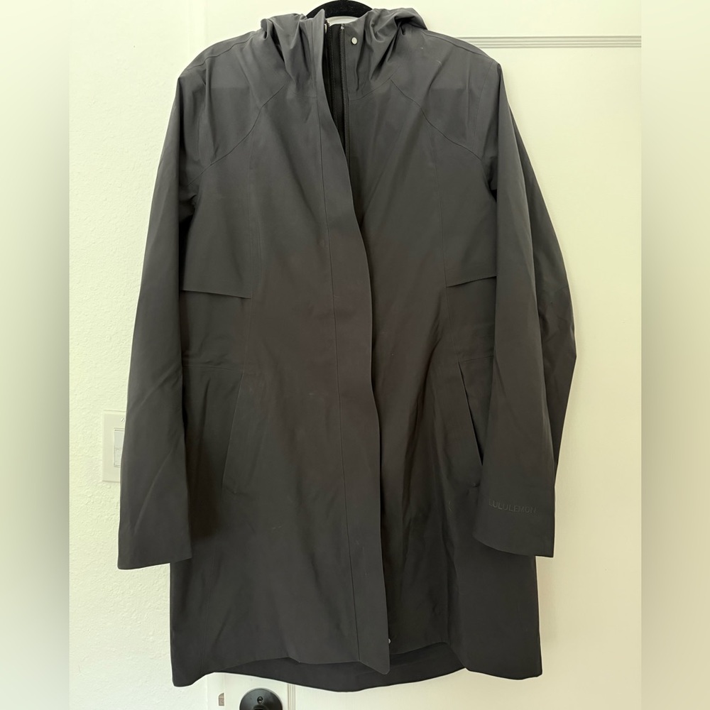 lululemon athletica black Hooded RAIN REBEL Jacket